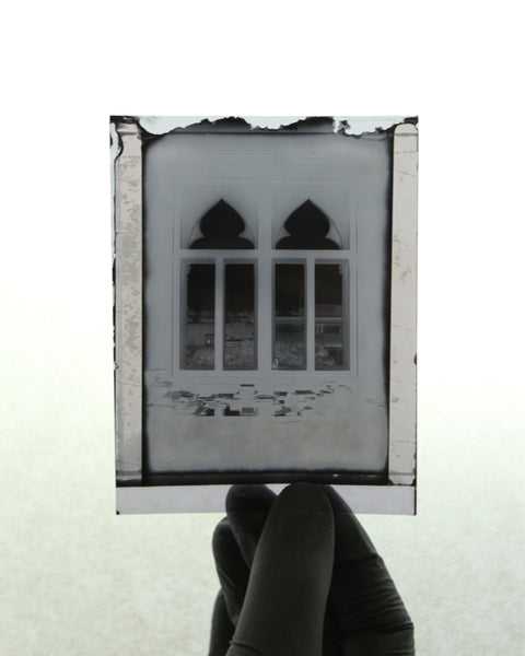 ONE INSTANT CLASSIC FILM 'TYPE 100' PACKFILM (3 SHOTS)